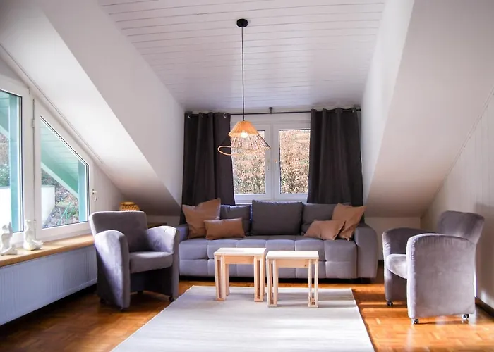 Gaestehaus An Der Moseltherme 아파트 트라벤트라바흐